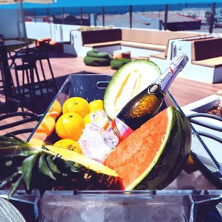 Hotell Daos Suites&terrace 3*