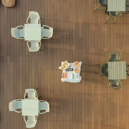 Daos & Terrace Hotel 3*